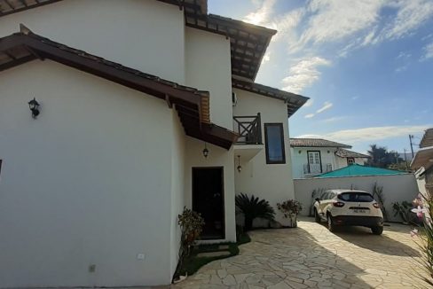 casa-a-venda-em-paraty-bairro-cabore (5)
