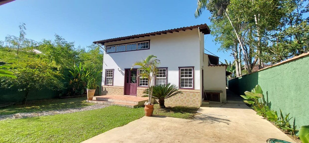 Casa-com-excelente-localização-no bairro-Cabore (20)