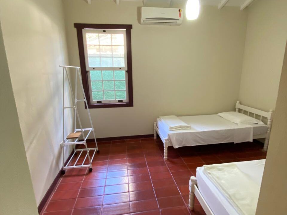 Casa-com-excelente-localização-no bairro-Cabore (31)