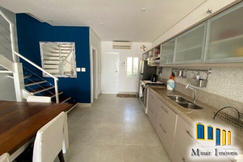 casa-completamente-reformada-condominio-com-marina (11)