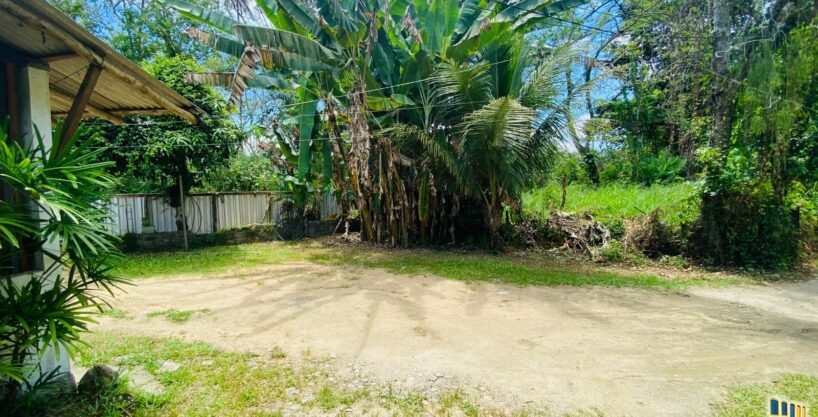 Lote com uma localização estratégica com acesso por duas vias principais no valorizado Bairro Caborê a venda em Paraty.