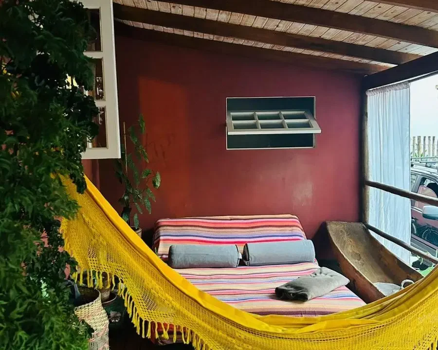 Belíssima casa com 2 quartos em condomínio fechado no valorizado bairro Caborê próximo ao centro venda em Paraty no RJ. (5)