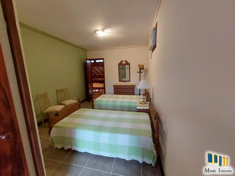 casa-a-venda-em-paraty-em-estilo-colonial (22)