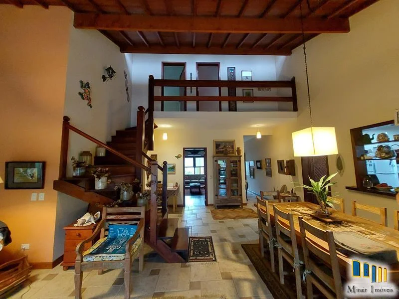 casa-a-venda-em-paraty-em-estilo-colonial (24)