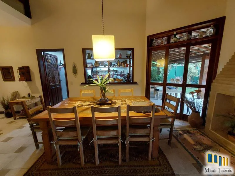 casa-a-venda-em-paraty-em-estilo-colonial (25)