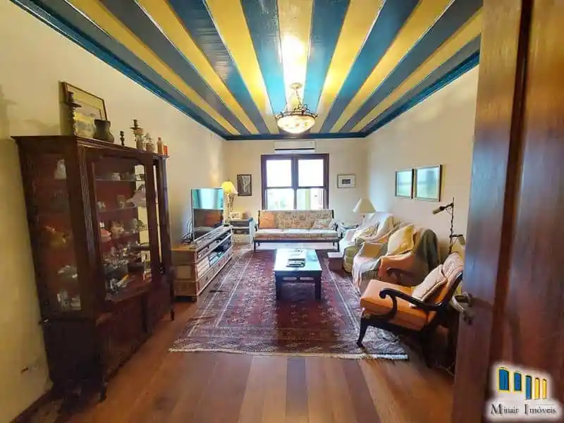 casa-a-venda-em-paraty-em-estilo-colonial (27)