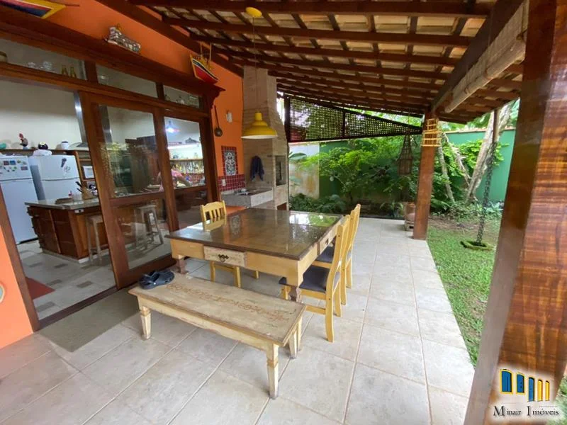 casa-a-venda-em-paraty-em-estilo-colonial (4)