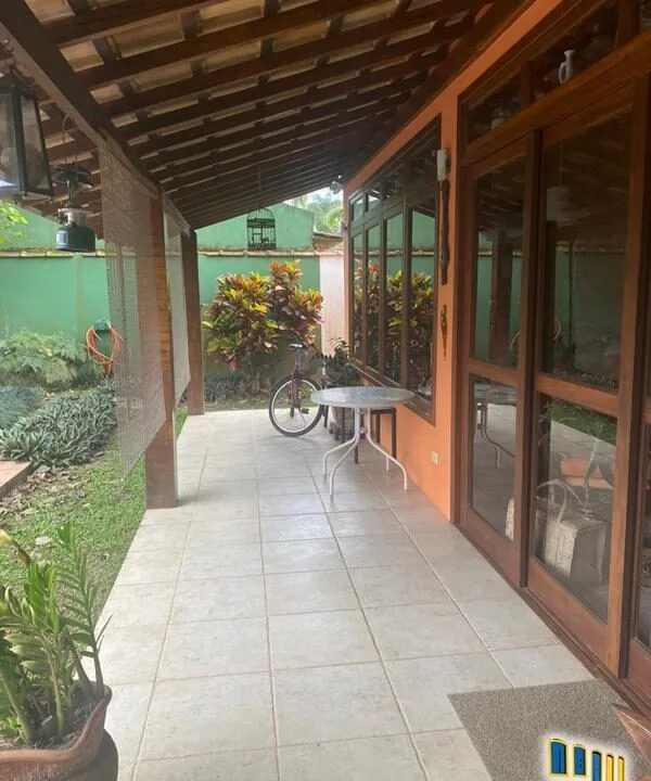 casa-a-venda-em-paraty-em-estilo-colonial (6)
