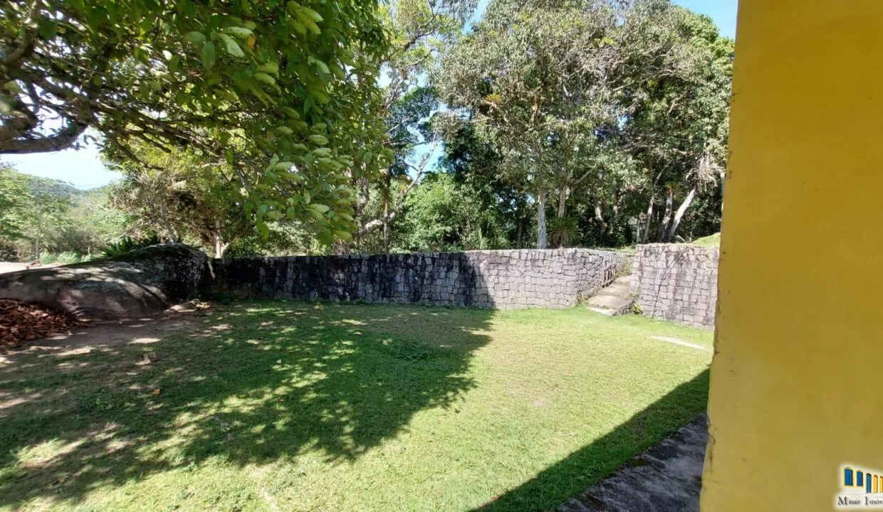 mamangua fachada 1 gramado