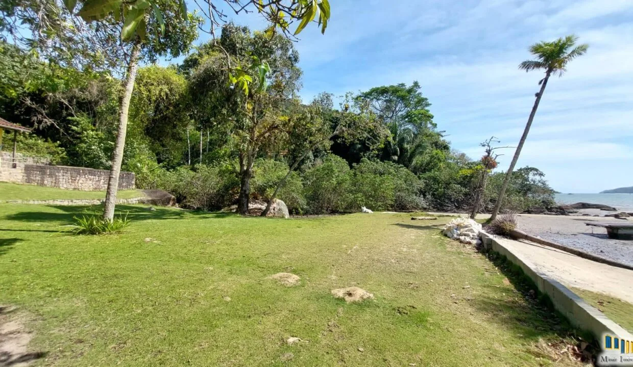 mamangua fachada 1 jardim